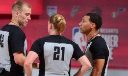 shams最新爆料裁判,最新裁判争议瞬间，揭秘赛场幕后真相！”